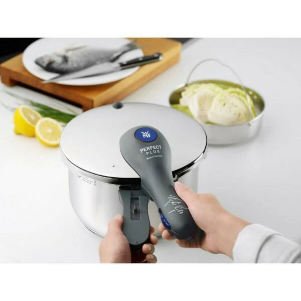 WMF Schnellkochtopf Perfect Plus, 4,5 Liter – Bild 6