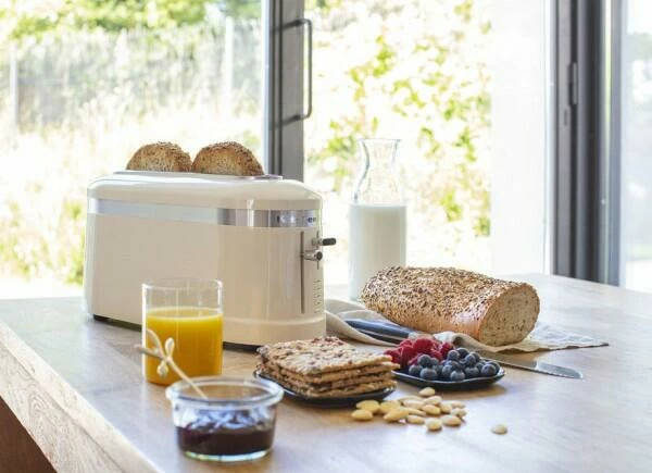 KitchenAid Design 2-Scheiben Langschlitztoaster In Creme – Bild 4