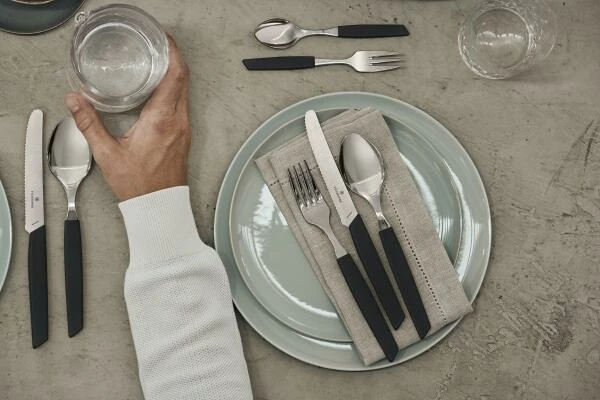 Victorinox Swiss Modern Besteck-Set Mit Tomatenmessern, 12-teilig, Schwarz – Bild 2