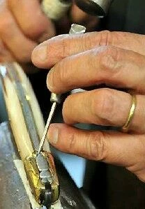 Forge De Laguiole Tafel- Und Steakmesser In Ebenholz/ Edelstahlkappen Glänzend Set Mit 6 Messern – Bild 3