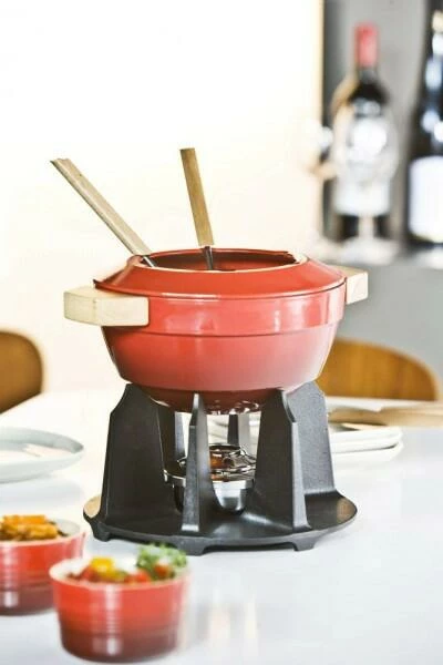 Le Creuset Fondue Set Aus Gusseisen In Kirschrot – Bild 2