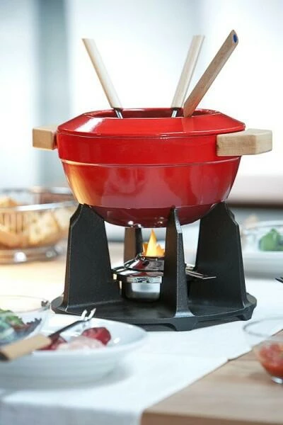 Le Creuset Fondue Set Aus Gusseisen In Kirschrot – Bild 3