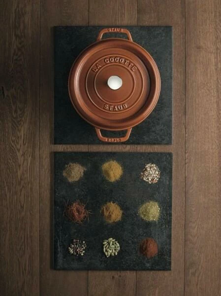 Staub Cocotte Rund Aus Gusseisen In Zimt 10, 8 Cm/ 5 Cm/ 0,25 Liter – Bild 2